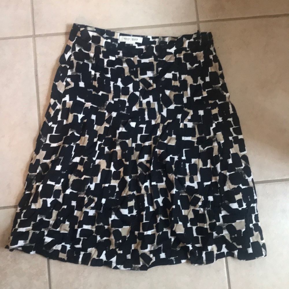 White House Black Market Skirt Size 2